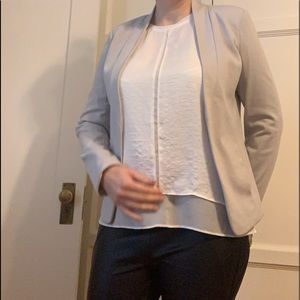 L Light grey blazer